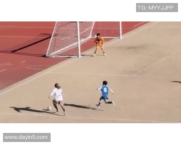 当女生对足球明星的认知出现偏差时会发生什么趣事